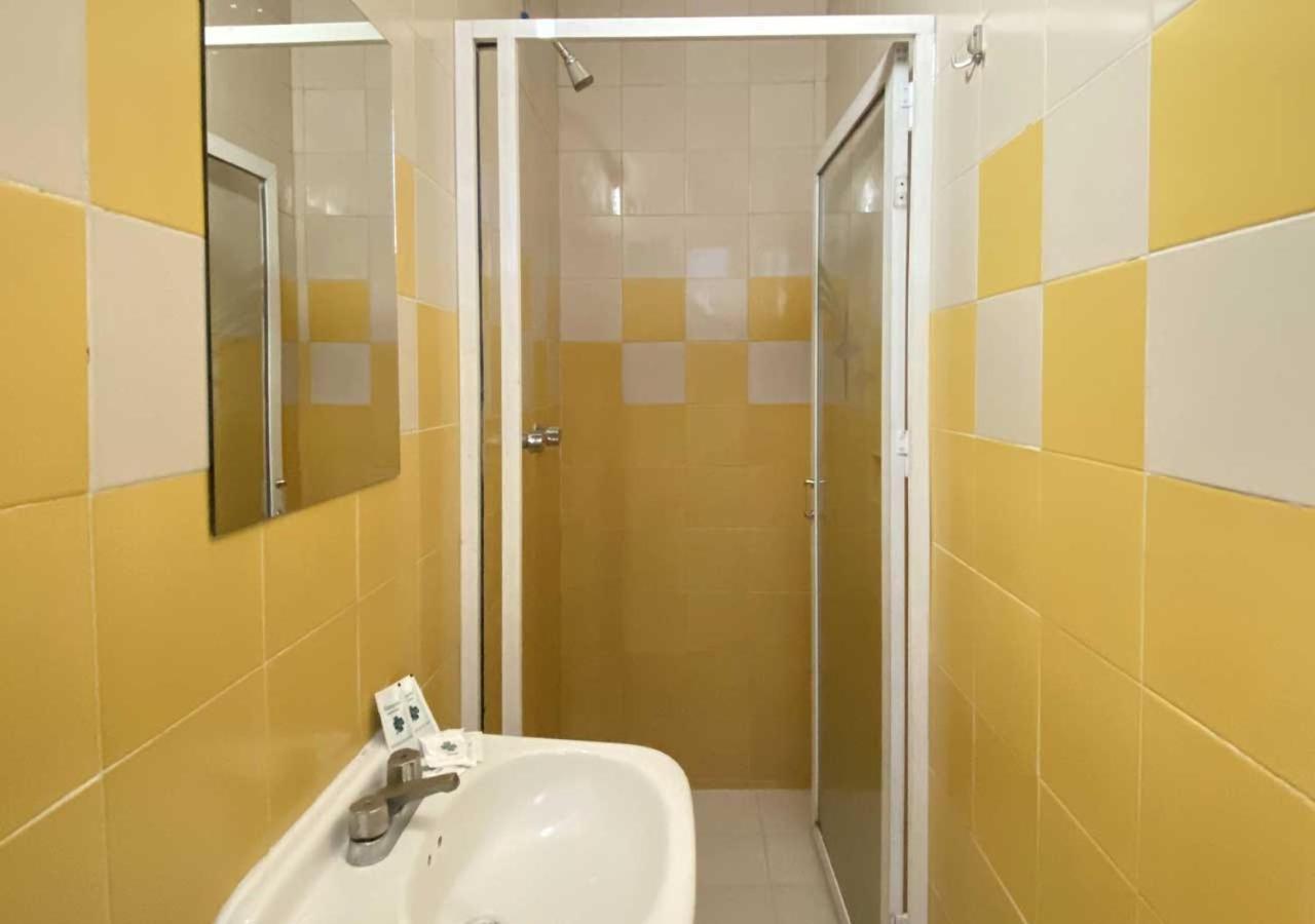 Hotel Gran Via Central Мексико Сити Екстериор снимка