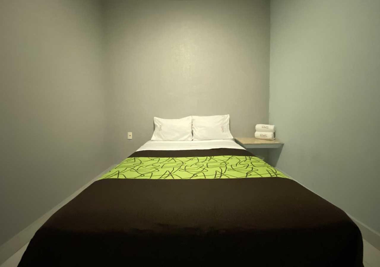 Hotel Gran Via Central Мексико Сити Екстериор снимка